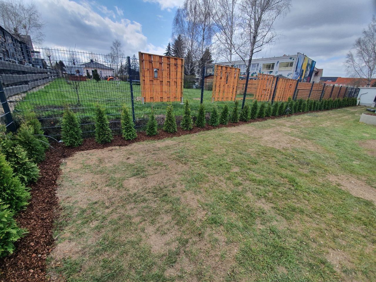 dsh-alu-ueberdachungen-großweitzschen-terrassenueberdachung-carports-markisen-beschattung-wintergarten-referenz-balkonbau-balkonüberdachung-alu-sonderform-garten-und-landchaftsbau-wegebau-pflastern-zaun-und-torbau-dresden-leipzig-chemnitz-döbeln-in der nähe