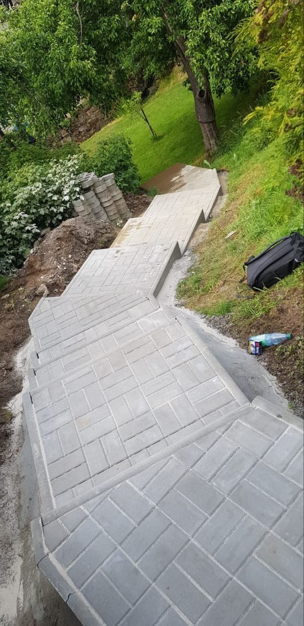 dsh-alu-ueberdachungen-großweitzschen-terrassenueberdachung-carports-markisen-beschattung-wintergarten-referenz-balkonbau-balkonüberdachung-alu-sonderform-garten-und-landchaftsbau-wegebau-pflastern-zaun-und-torbau-dresden-leipzig-chemnitz-döbeln-in der nähe