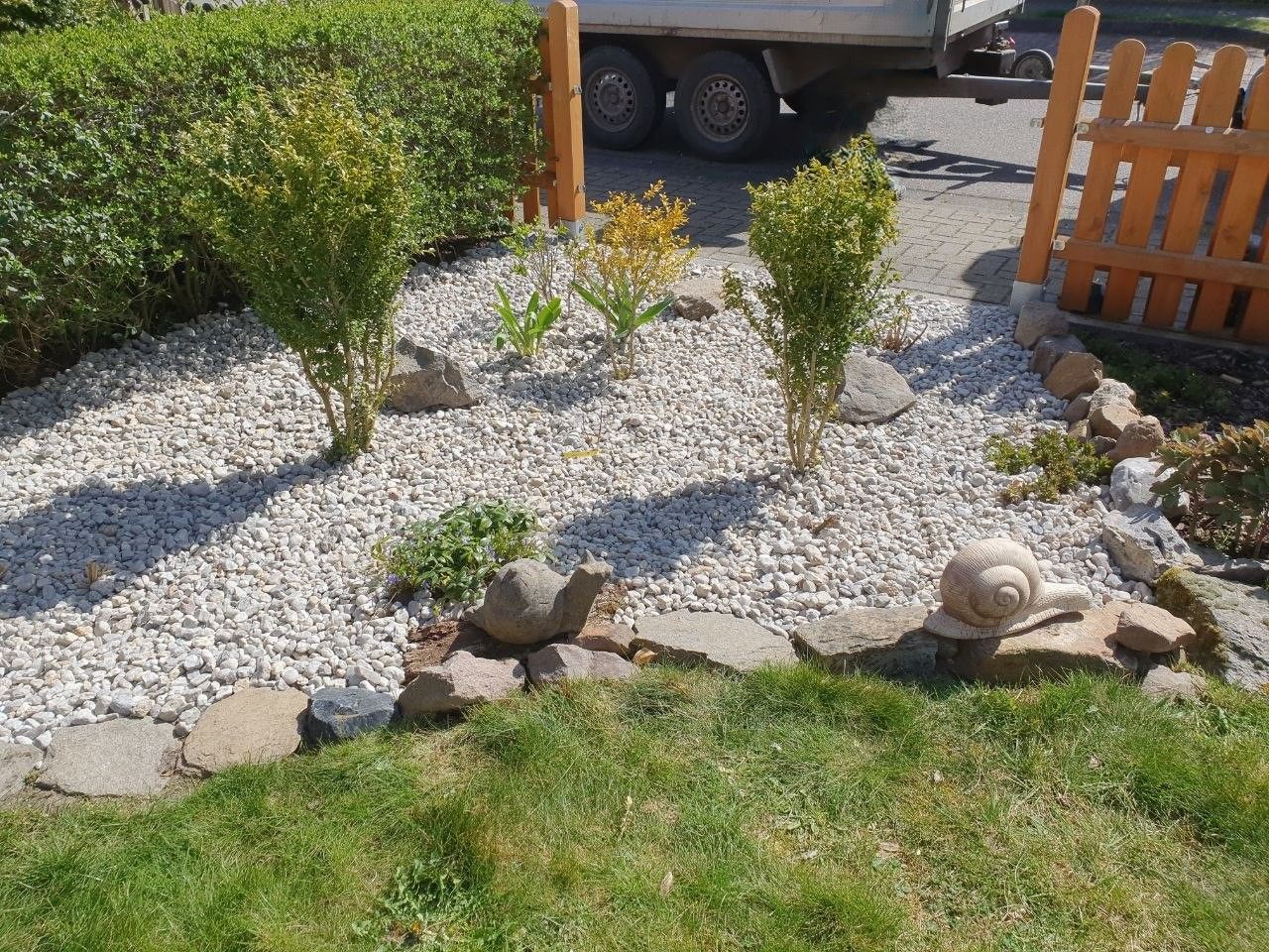 dsh-alu-ueberdachungen-großweitzschen-terrassenueberdachung-carports-markisen-beschattung-wintergarten-referenz-balkonbau-balkonüberdachung-alu-sonderform-garten-und-landchaftsbau-wegebau-pflastern-zaun-und-torbau-dresden-leipzig-chemnitz-döbeln-in der nähe