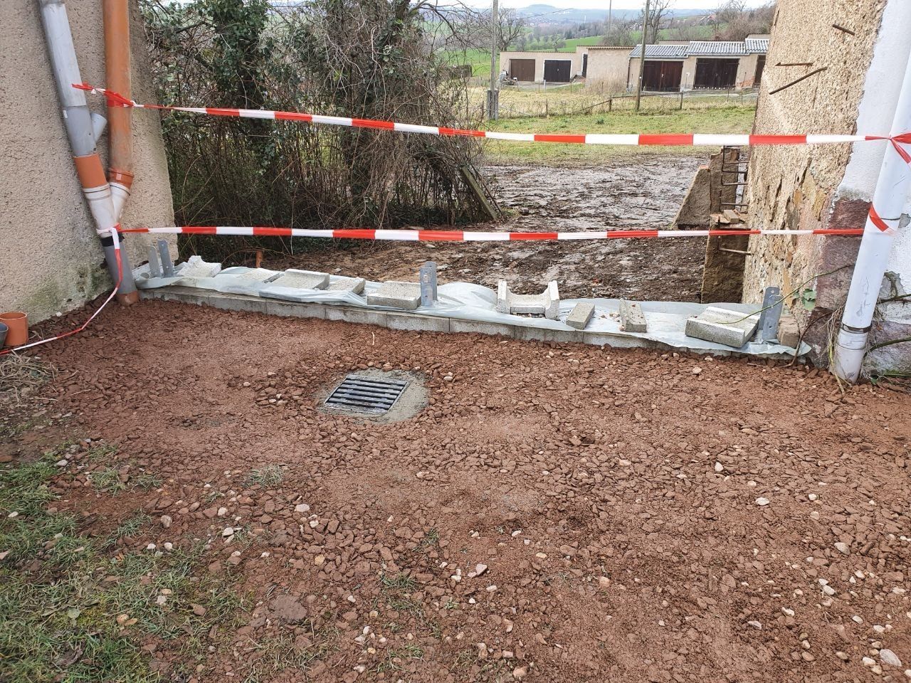 dsh-alu-ueberdachungen-großweitzschen-terrassenueberdachung-carports-markisen-beschattung-wintergarten-referenz-balkonbau-balkonüberdachung-alu-sonderform-garten-und-landchaftsbau-wegebau-pflastern-zaun-und-torbau-dresden-leipzig-chemnitz-döbeln-in der nähe