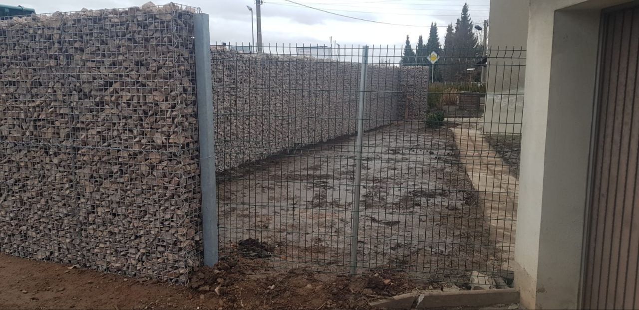 dsh-alu-ueberdachungen-großweitzschen-terrassenueberdachung-carports-markisen-beschattung-wintergarten-referenz-balkonbau-balkonüberdachung-alu-sonderform-garten-und-landchaftsbau-wegebau-pflastern-zaun-und-torbau-dresden-leipzig-chemnitz-döbeln-in der nähe