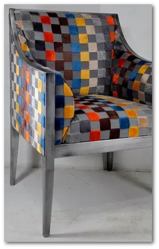 Fauteuil contemporain à carreaux