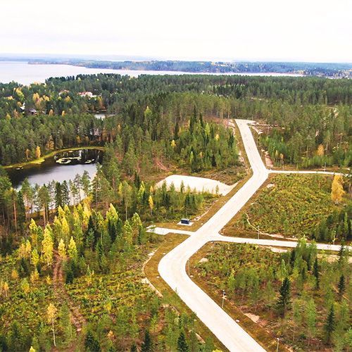 Leivolanlahti Kainuuntieltä päin