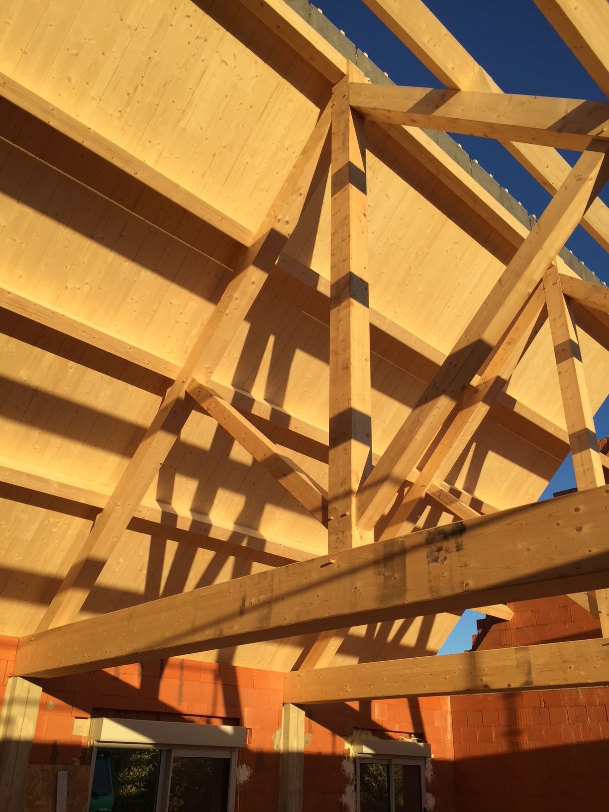 Installation d'une nouvelle charpente en bois