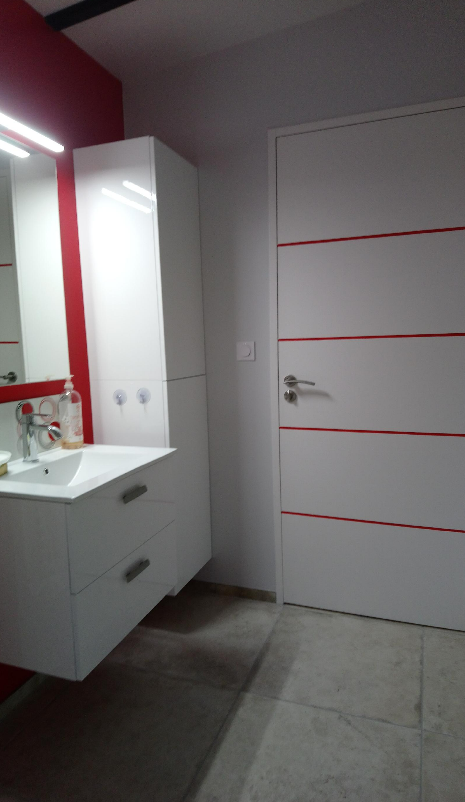 Porte d'entrée rouge