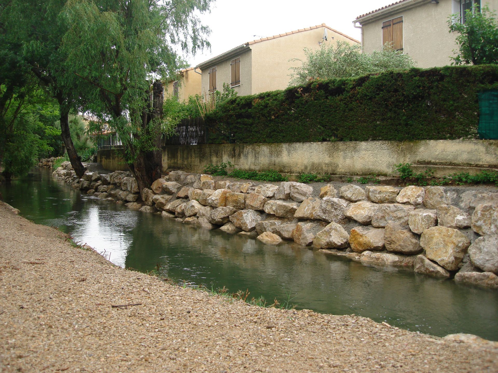 Enrochement de berge