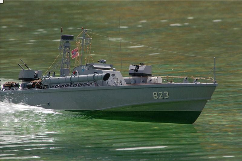 Modellbau Führer Geschäft innen 11