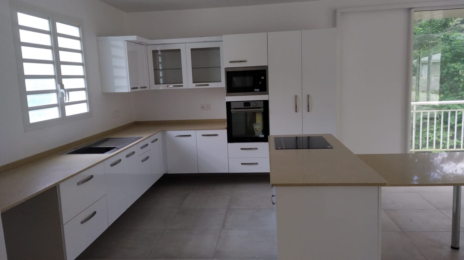 Cuisine blanche sur mesure