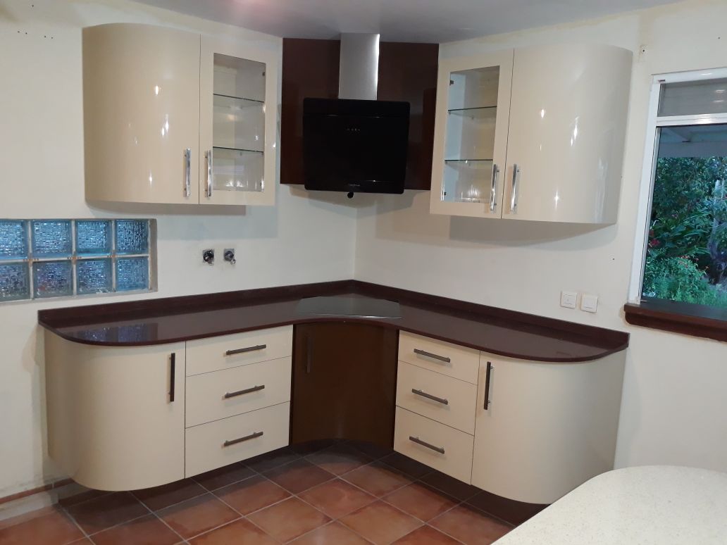 Mobilier cuisine arrondie hors sol