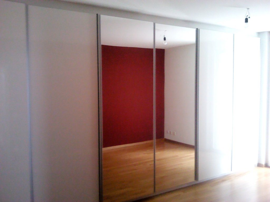 armadio scorrevole a 6 ante - 2 centrali con specchio