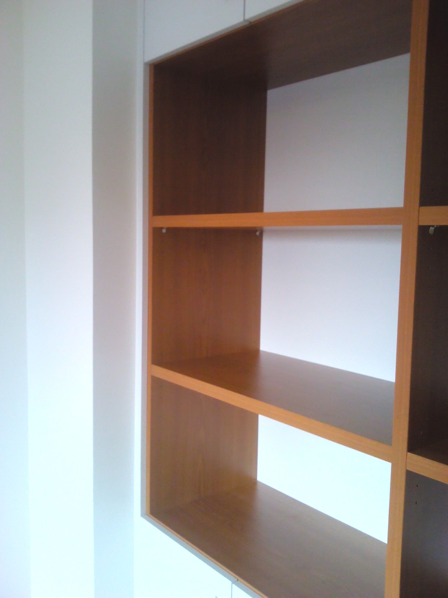 arredo con parte centrale a vista (dettaglio)