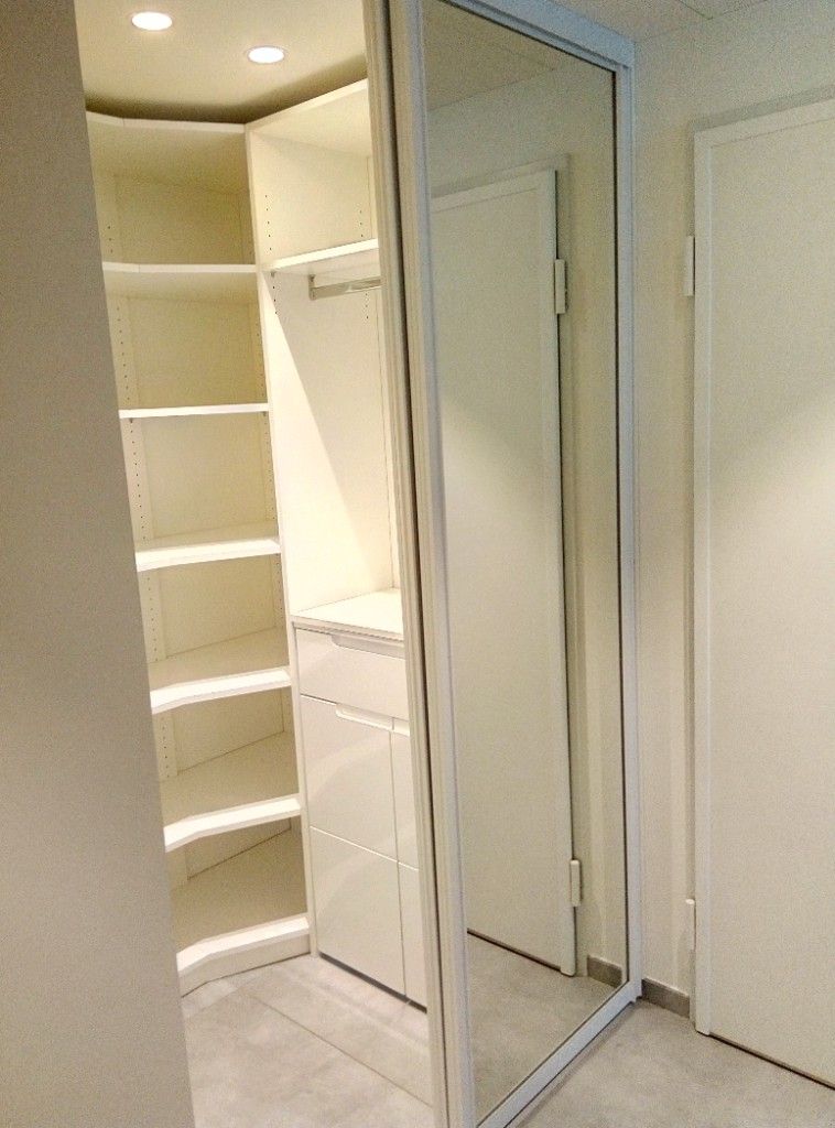 Cabina armadio, anta destra con specchio,interno ad angolo 3