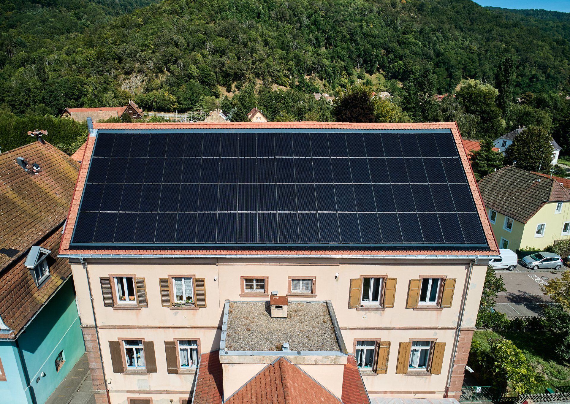 pose de panneaux solaires