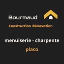 Logo de Bourmaud Construction R&eacute;novation sur fond noir, avec les services de menuiserie-charpente et de placo list&eacute;s