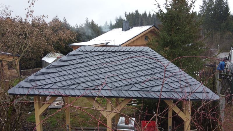 Steildach, Arbeit von Schwarz Dach
