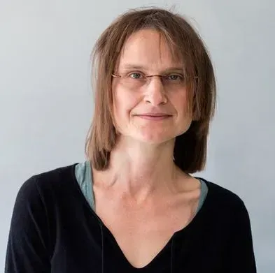 Dr. med. vet. Konstanze Brunner von der Kleintierpraxis / Klinik und Petshop Adlergarten Dr. med. vet. Flavio Regli
