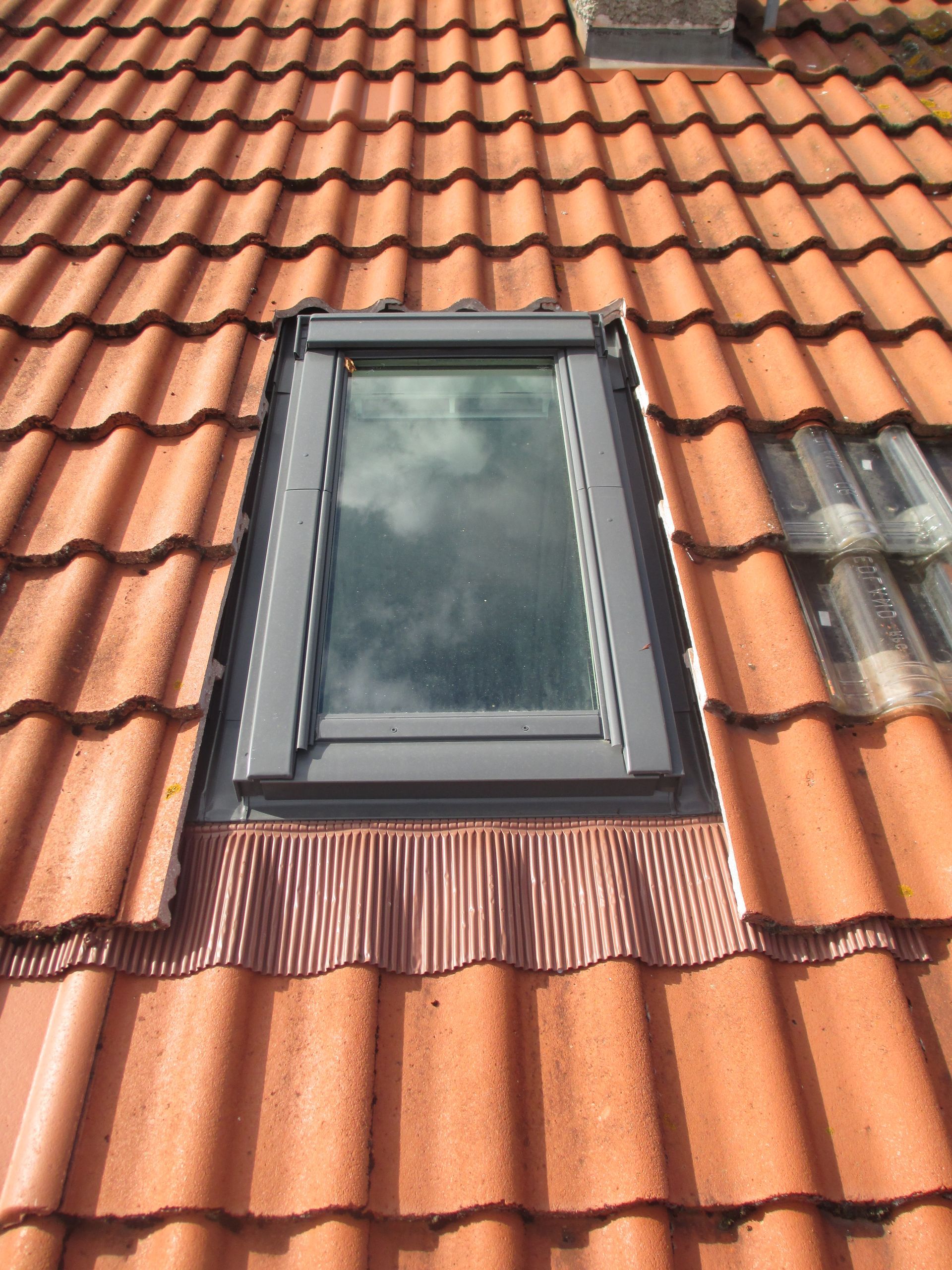 Fenêtres de toit sur tuiles