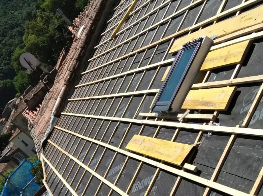 Une fenêtre de toit