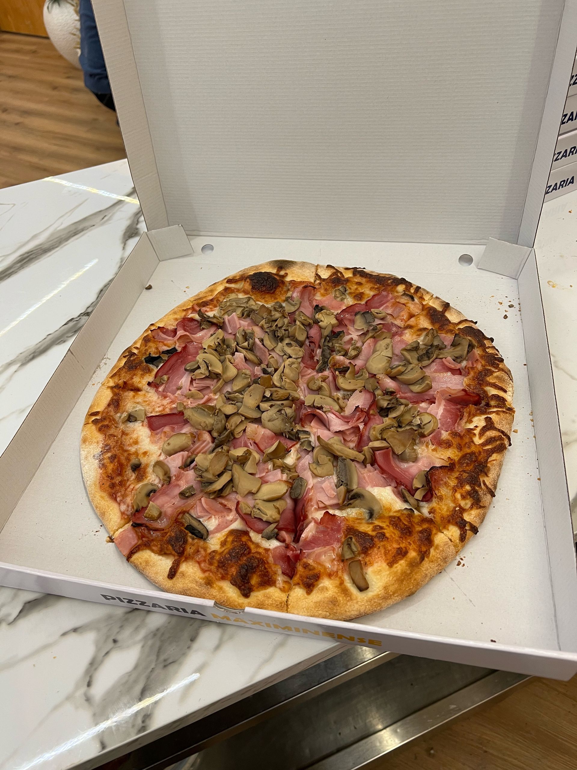 Pastelaria Confeitaria Maximinense