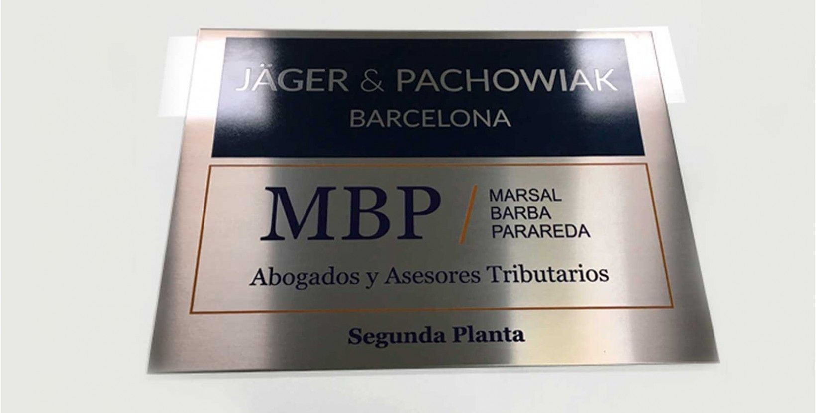 ACERO GRABADO