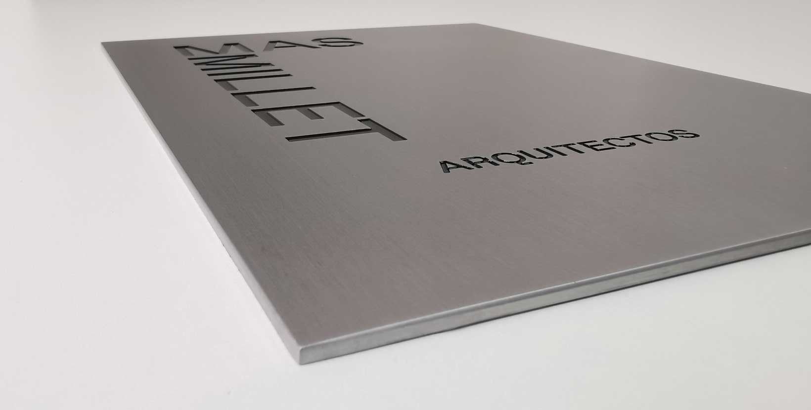 ALUMINIO GRABADO