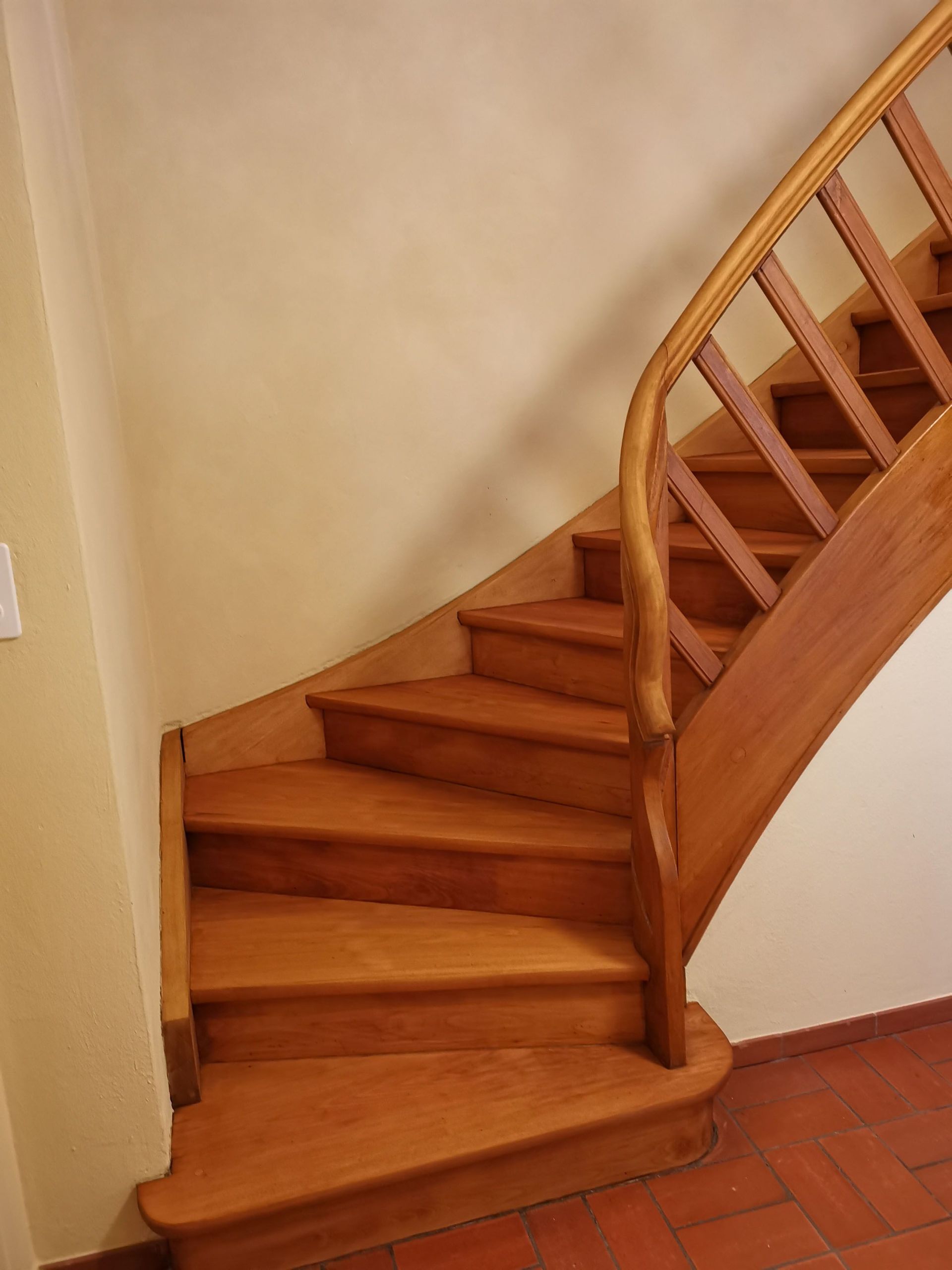 Wände streichen - Martina Ender Malergeschäft Anstalt – Schaan