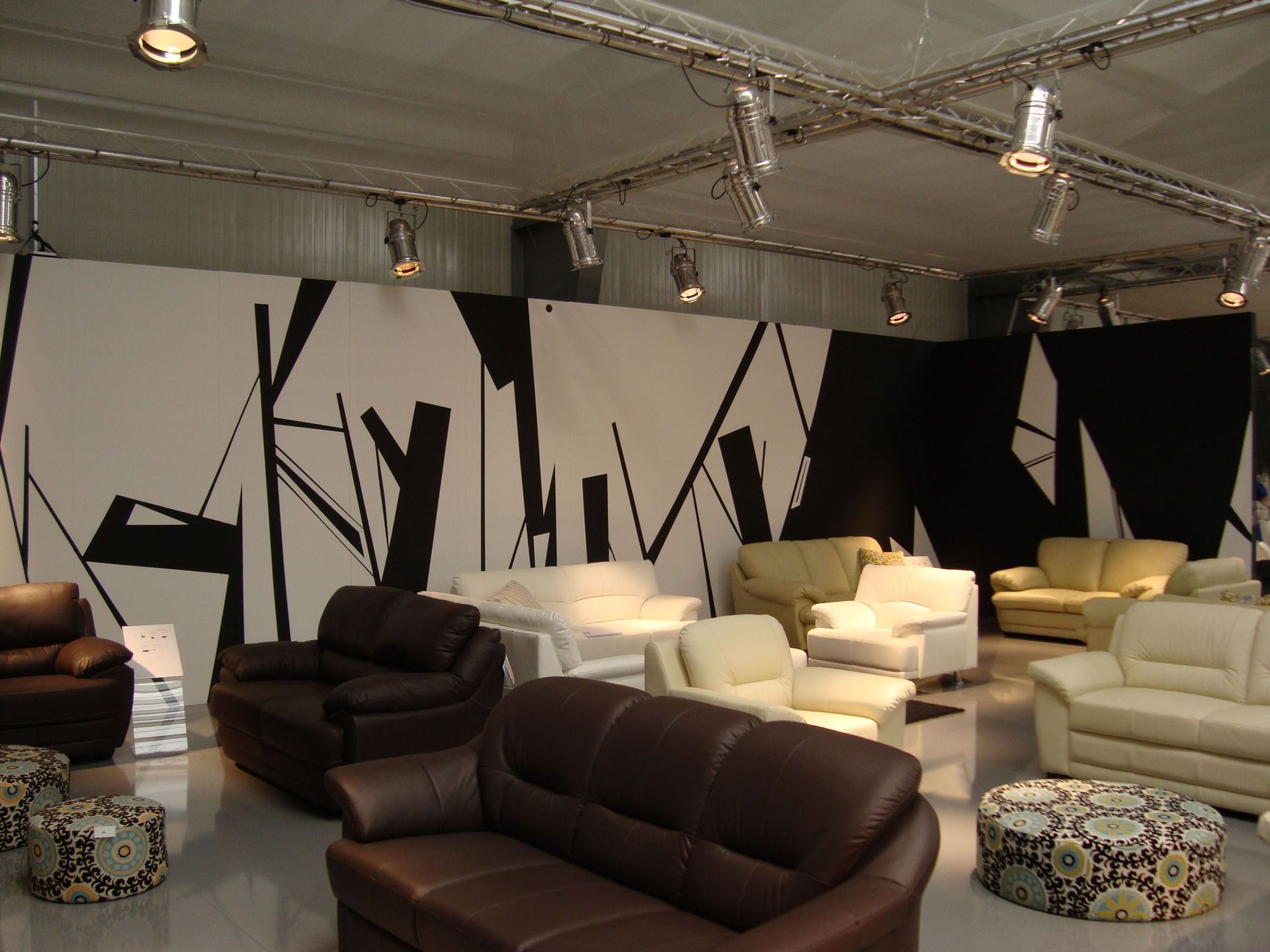 Farbgestaltung Wände- Martina Ender Malergeschäft Anstalt – Schaan