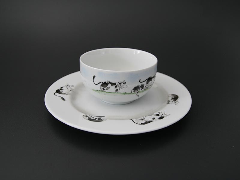 Tassen-9cm-mit-Platte-25x13cm