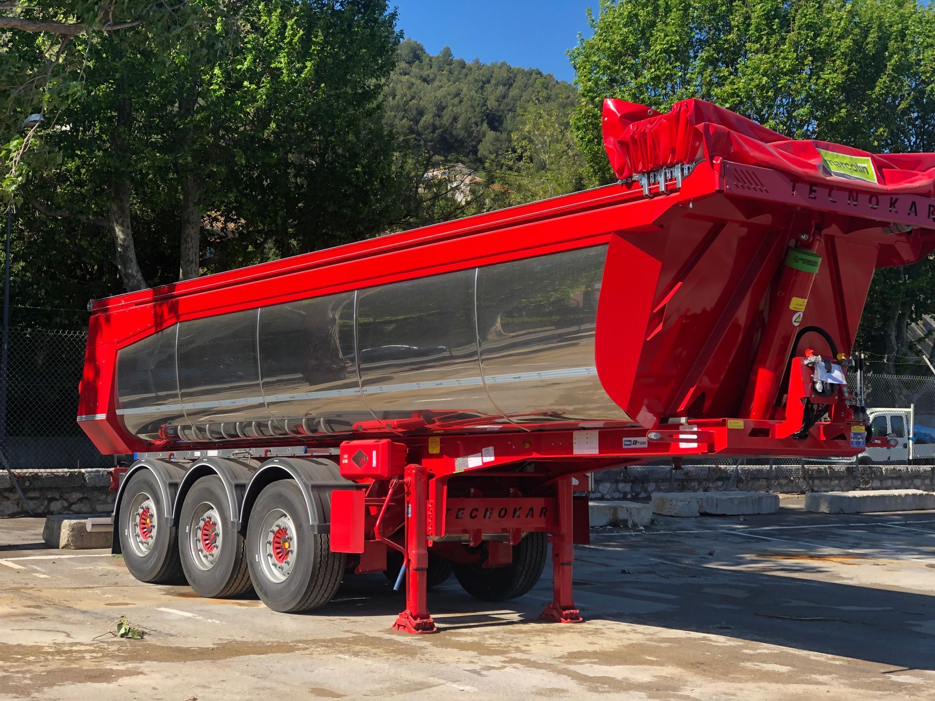 Remorque 3 essieux calorifugée 29 tonnes