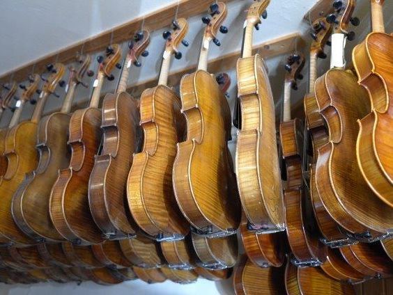 accueil-les-instruments-l-equipe-kaspar-maurer-luthier-geneve