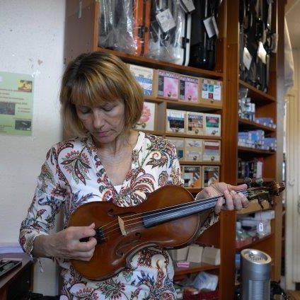les-luthiers-christine-regard-kaspar-maurer- luthier-geneve