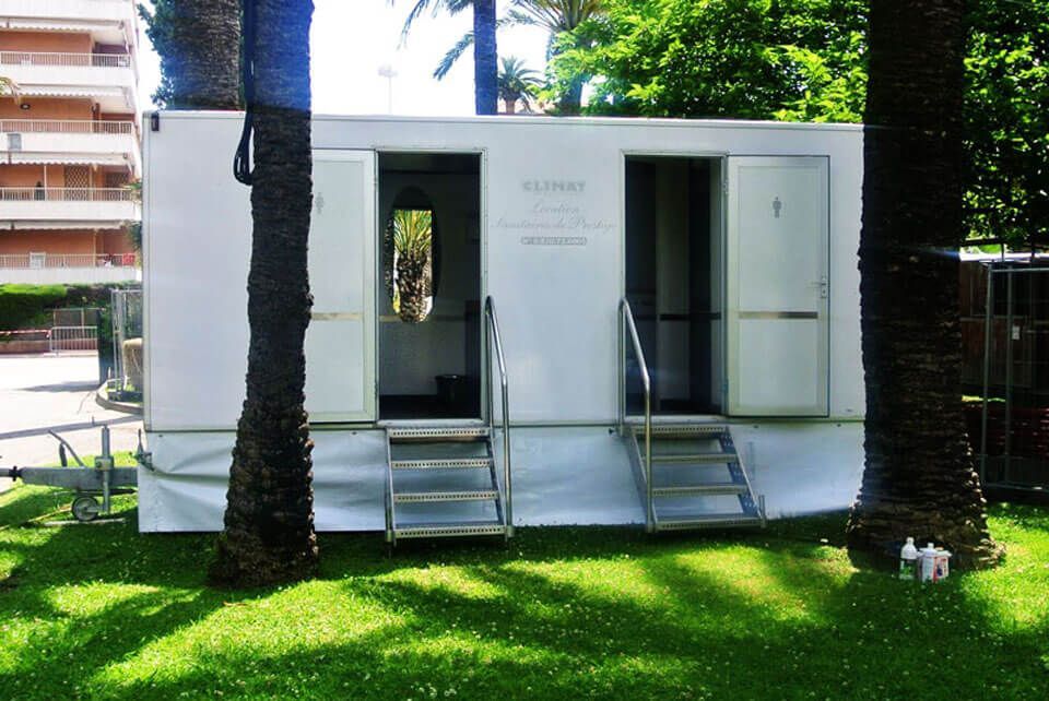 Caravanes de toilettes pour un évenement
