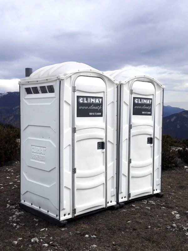 Photo de 3/4 face de Toilettes VIP - PJN 3 - évènements