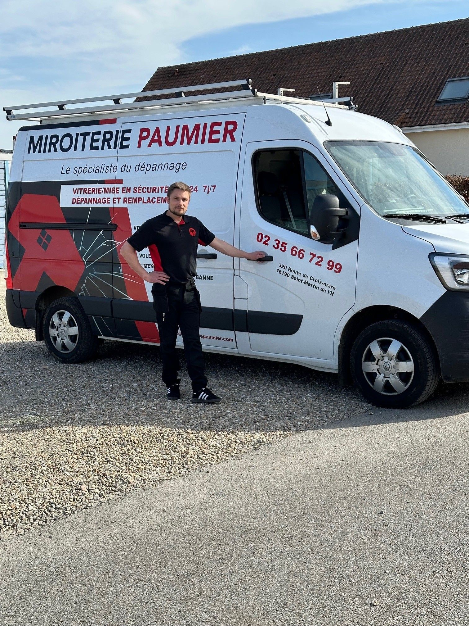 Vitrier et son camion