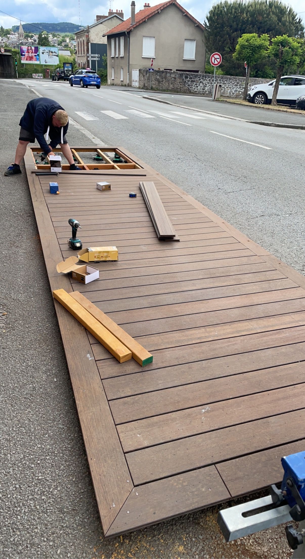 Pose de terrasse en bois commerciale 2