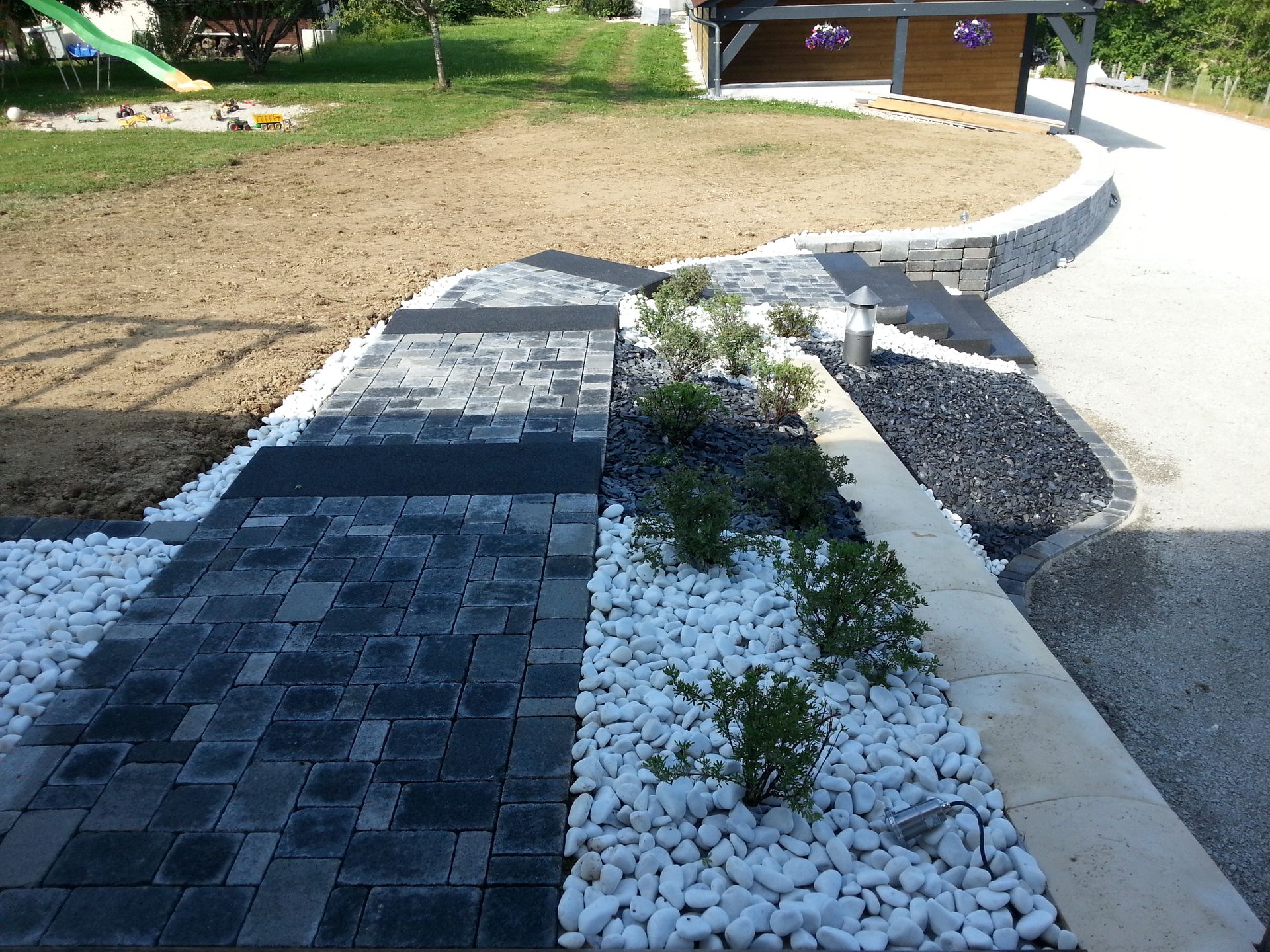 Photo d'escalier en pavé réaliser par Les Jardins d'Adam