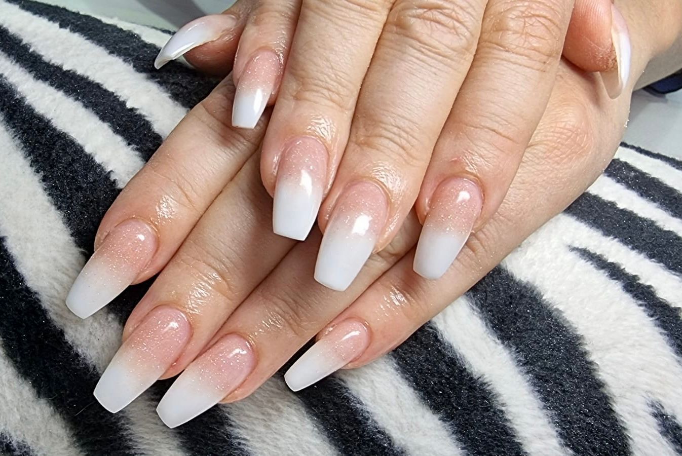 Babyboomer sur ongles long par Perfect Touch Albi