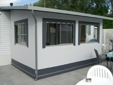 Vorzelte & Überdachungen