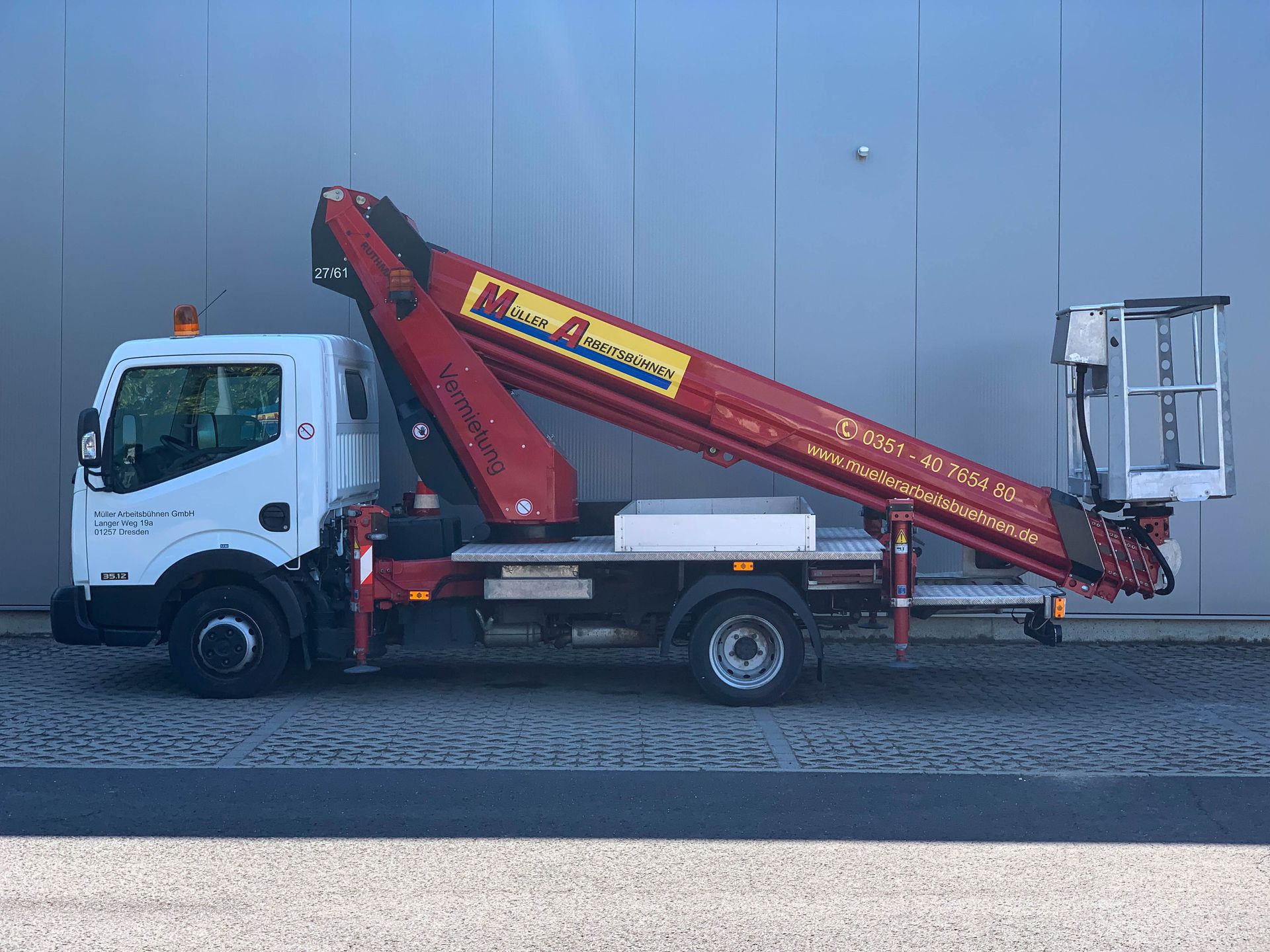 Müller Arbeitsbühnen LKW-Bühne TB270