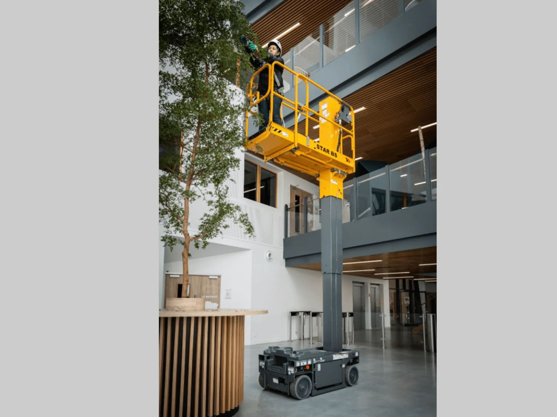 Müller Arbeitsbühnen Selbstfahrer Star8S