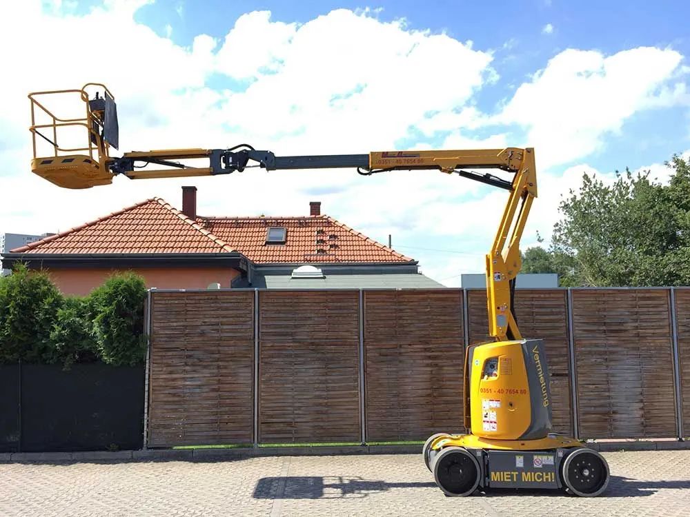 Müller Arbeitsbühnen Selbstfahrer HA12CJ