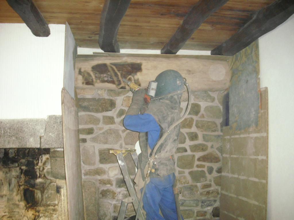 Sablage décapages poutres - Art Selebard dans les Côtes d'Armor