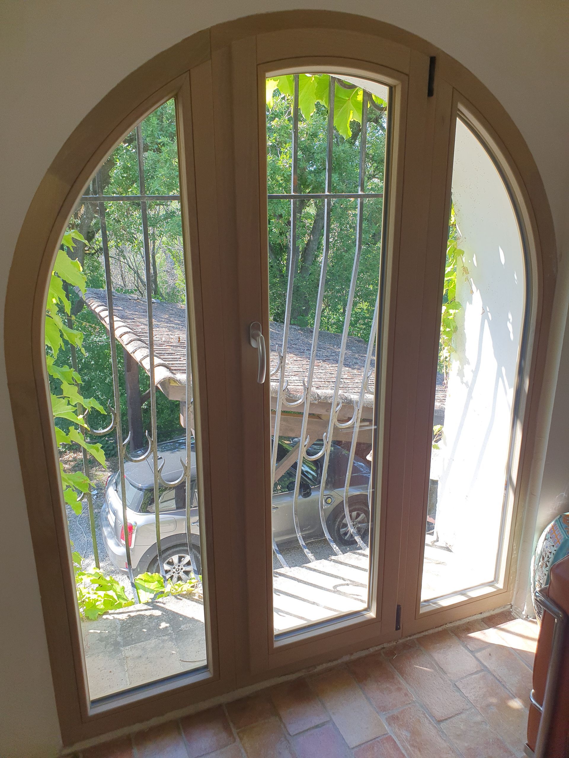 Porte-fenêtre en bois de chêne