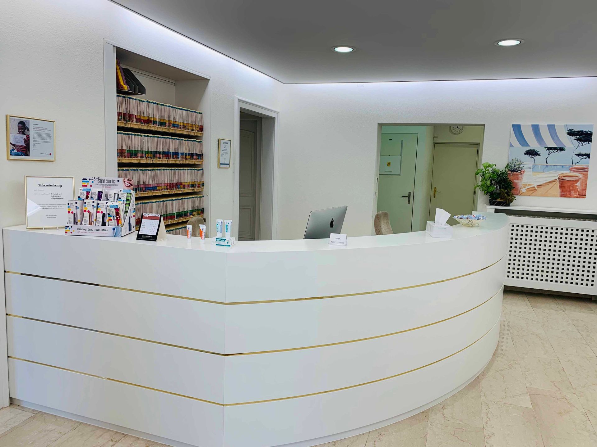 Rezeption - Zahnarztpraxis Rolf Moser - Rapperswil SG