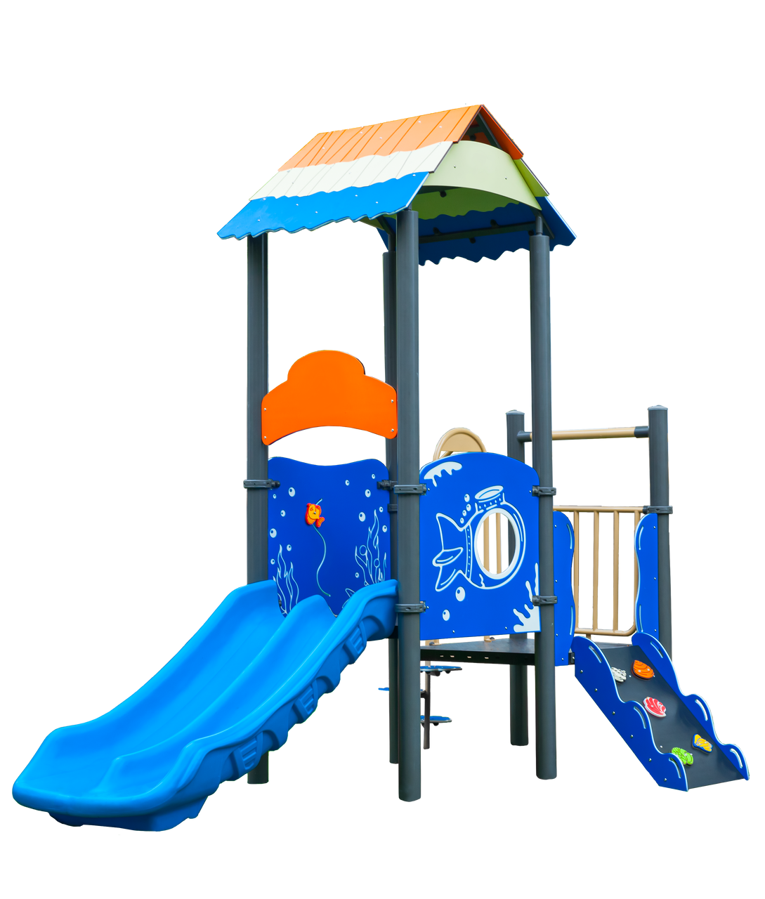 Une structure de jeu avec un toboggan