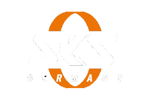 Das Logo von SKS Germany zeigt den weißen Schriftzug „SKS“ in einem orangefarbenen Oval, darunter steht „GERMANY“.