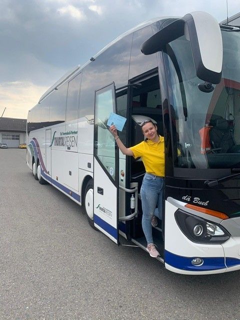 Müllhaupt  Busbetrieb
Taxi & Carreisen  Aadorf