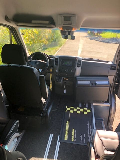 Müllhaupt  Busbetrieb
Taxi & Carreisen  Aadorf