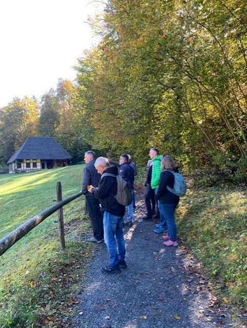 Müllhaupt  Busbetrieb
Taxi & Carreisen  Aadorf