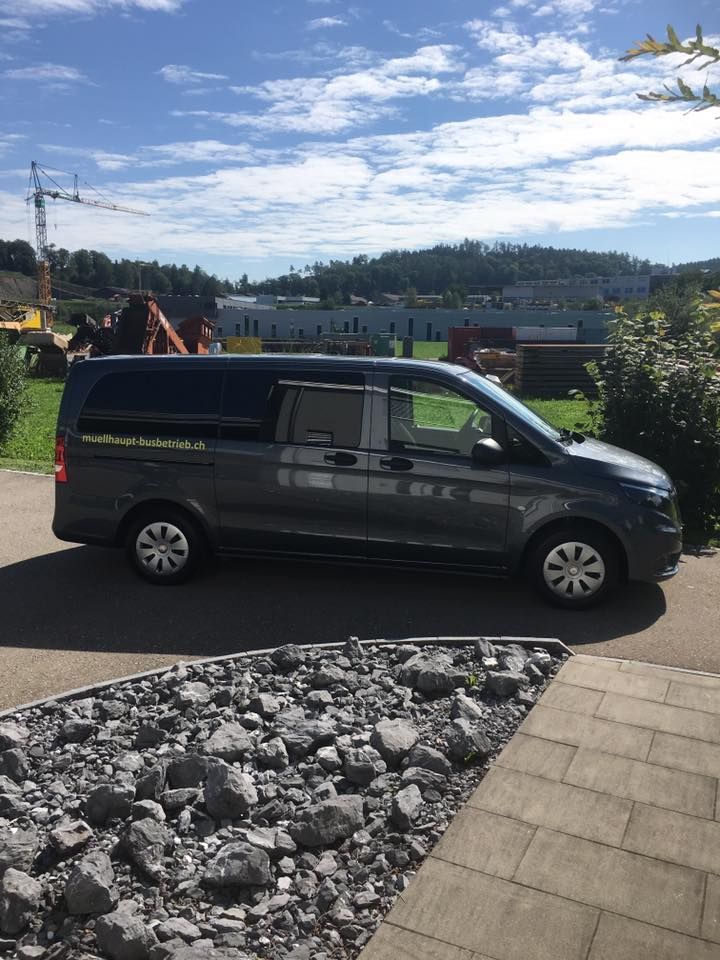 Müllhaupt  Busbetrieb
Taxi & Carreisen  Aadorf
